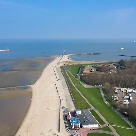 Apartment Trafalgar 325